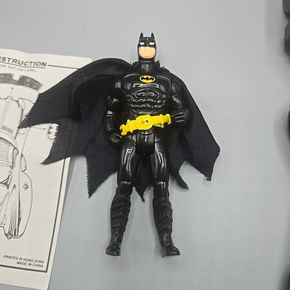1989 Toy Biz Batman Batmobile w/ Rocket Launcher + Armor Cocoon & Box - Picture 3 of 16